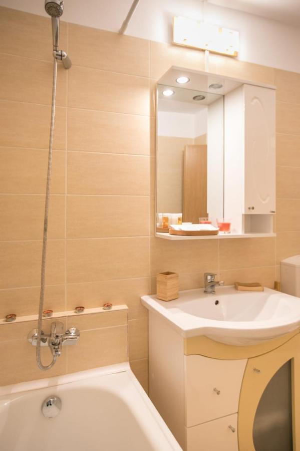 Golden Apartment Baneasa Bucureşti Eksteriør bilde